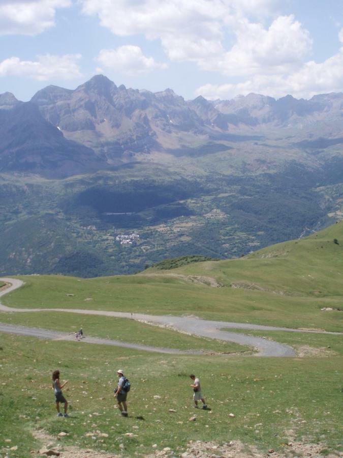 Vistas Espectaculares, Wifi Y Parking Lägenhet El Pueyo de Jaca Exteriör bild